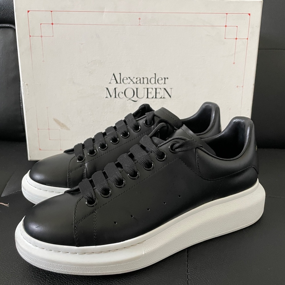 Alexander McQueen size 8